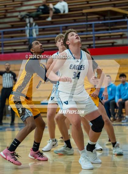 Thumbnail 1 in Valor Christian vs Thomas Jefferson photogallery.