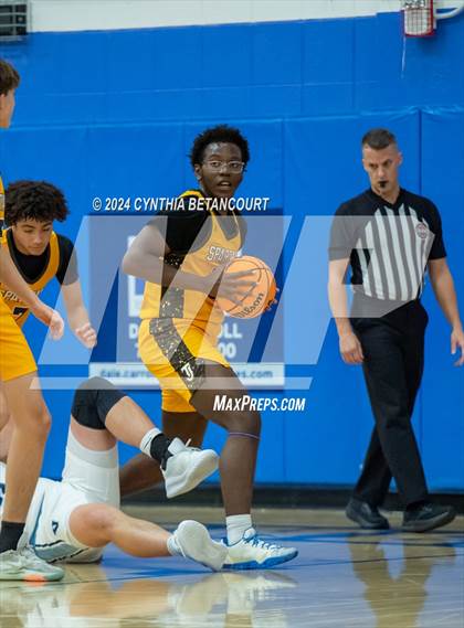 Thumbnail 2 in Valor Christian vs Thomas Jefferson photogallery.