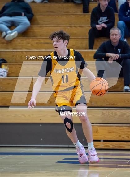 Thumbnail 3 in Valor Christian vs Thomas Jefferson photogallery.