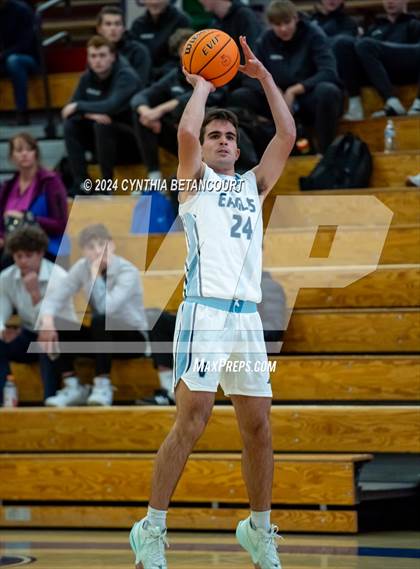 Thumbnail 3 in Valor Christian vs Thomas Jefferson photogallery.