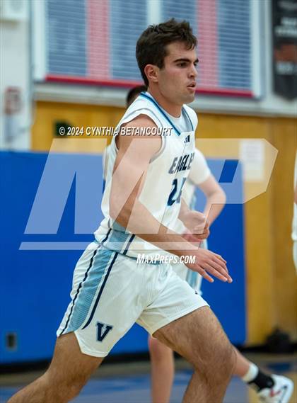 Thumbnail 3 in Valor Christian vs Thomas Jefferson photogallery.