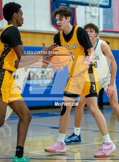 Thumbnail 3 in Valor Christian vs Thomas Jefferson photogallery.