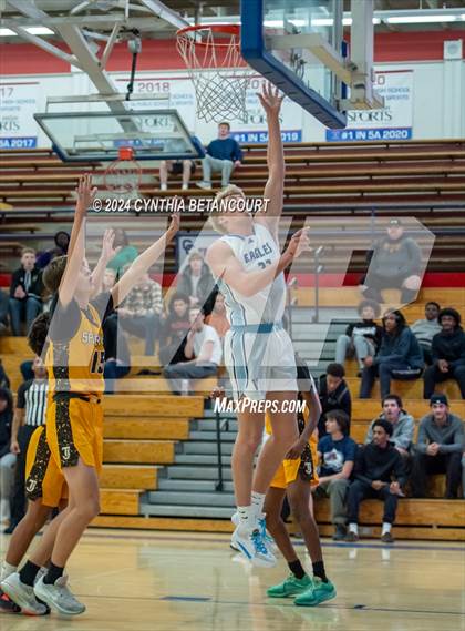 Thumbnail 3 in Valor Christian vs Thomas Jefferson photogallery.