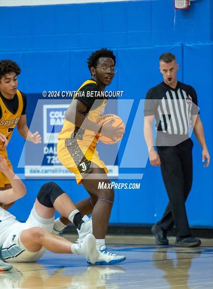Thumbnail 1 in Valor Christian vs Thomas Jefferson photogallery.