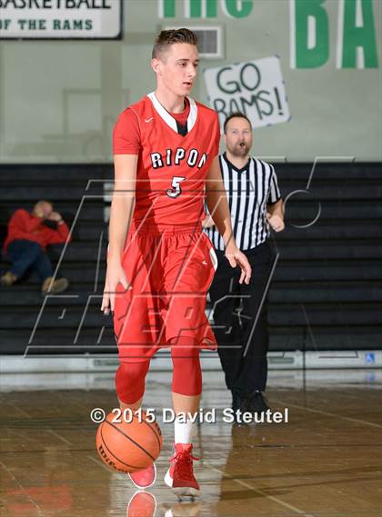 Thumbnail 2 in Ripon vs. Winters (Ram Jam Winter Classic) photogallery.