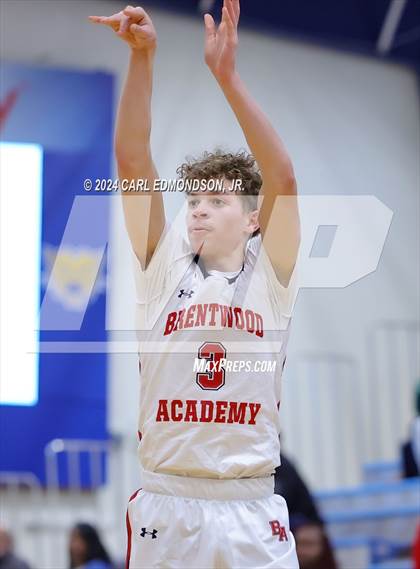 Thumbnail 2 in Hume-Fogg vs. Brentwood Academy photogallery.