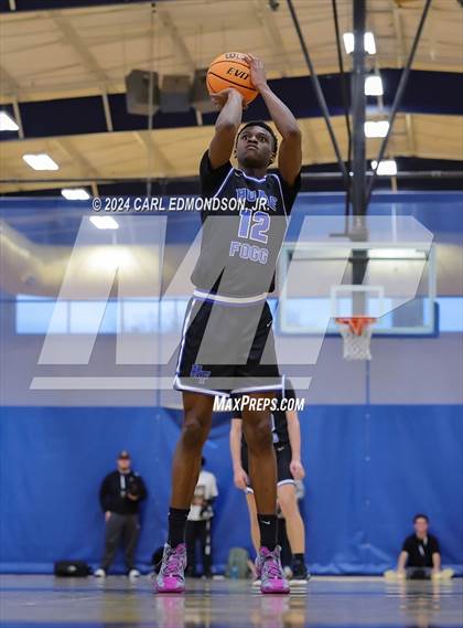Thumbnail 2 in Hume-Fogg vs. Brentwood Academy photogallery.