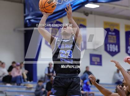 Thumbnail 3 in Hume-Fogg vs. Brentwood Academy photogallery.