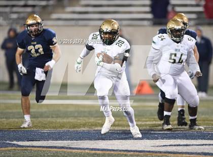 Thumbnail 3 in St. Vincent-St. Mary vs. Archbishop Hoban (OHSAA Division III Region 9 Semifinal) photogallery.
