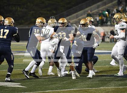 Thumbnail 3 in St. Vincent-St. Mary vs. Archbishop Hoban (OHSAA Division III Region 9 Semifinal) photogallery.