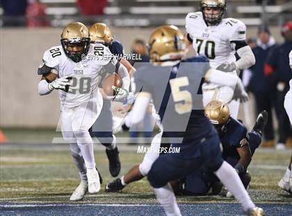 Thumbnail 3 in St. Vincent-St. Mary vs. Archbishop Hoban (OHSAA Division III Region 9 Semifinal) photogallery.