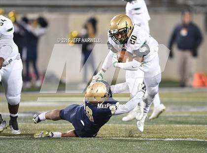 Thumbnail 3 in St. Vincent-St. Mary vs. Archbishop Hoban (OHSAA Division III Region 9 Semifinal) photogallery.