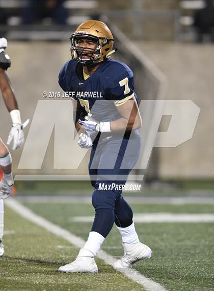Thumbnail 2 in St. Vincent-St. Mary vs. Archbishop Hoban (OHSAA Division III Region 9 Semifinal) photogallery.