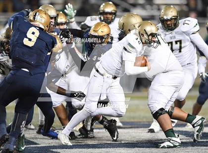 Thumbnail 2 in St. Vincent-St. Mary vs. Archbishop Hoban (OHSAA Division III Region 9 Semifinal) photogallery.
