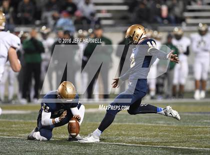 Thumbnail 2 in St. Vincent-St. Mary vs. Archbishop Hoban (OHSAA Division III Region 9 Semifinal) photogallery.