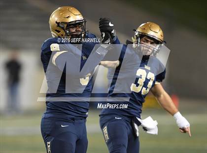 Thumbnail 1 in St. Vincent-St. Mary vs. Archbishop Hoban (OHSAA Division III Region 9 Semifinal) photogallery.