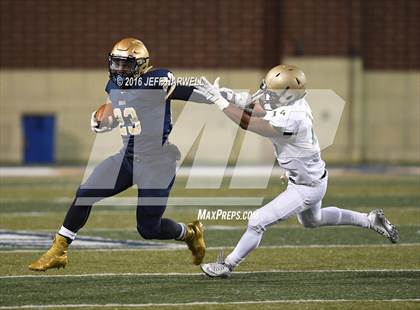 Thumbnail 1 in St. Vincent-St. Mary vs. Archbishop Hoban (OHSAA Division III Region 9 Semifinal) photogallery.