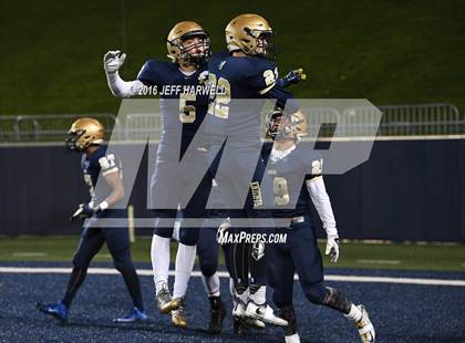 Thumbnail 3 in St. Vincent-St. Mary vs. Archbishop Hoban (OHSAA Division III Region 9 Semifinal) photogallery.