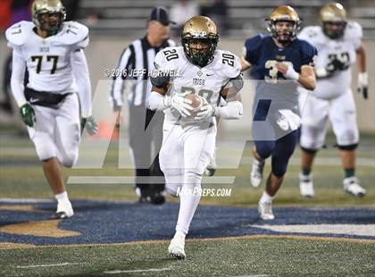 Thumbnail 2 in St. Vincent-St. Mary vs. Archbishop Hoban (OHSAA Division III Region 9 Semifinal) photogallery.