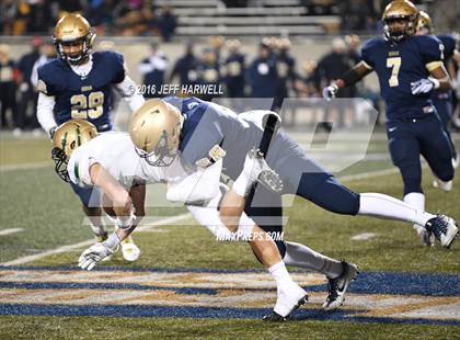 Thumbnail 3 in St. Vincent-St. Mary vs. Archbishop Hoban (OHSAA Division III Region 9 Semifinal) photogallery.