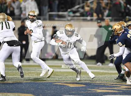 Thumbnail 1 in St. Vincent-St. Mary vs. Archbishop Hoban (OHSAA Division III Region 9 Semifinal) photogallery.