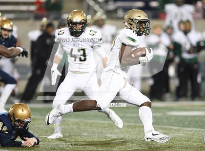 Thumbnail 1 in St. Vincent-St. Mary vs. Archbishop Hoban (OHSAA Division III Region 9 Semifinal) photogallery.