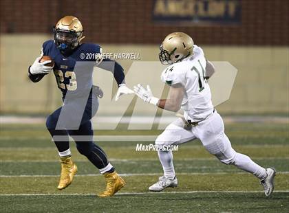 Thumbnail 2 in St. Vincent-St. Mary vs. Archbishop Hoban (OHSAA Division III Region 9 Semifinal) photogallery.
