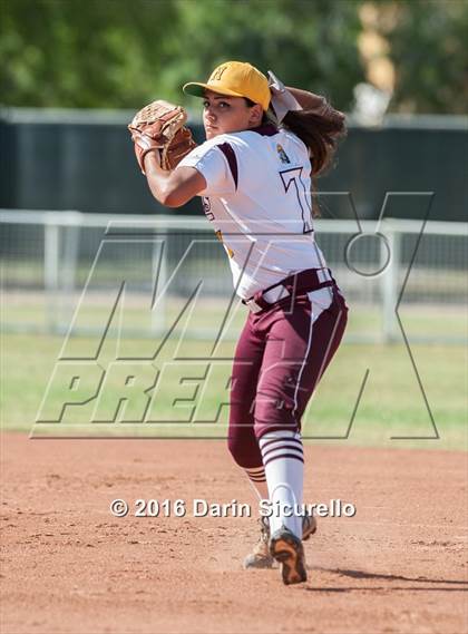 Thumbnail 2 in Nogales @ Show Low (AIA D3 Playoff) photogallery.