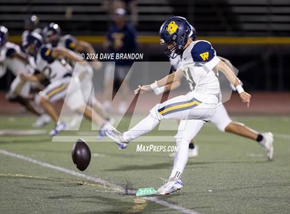 Thumbnail 3 in Warren @ Simi Valley photogallery.