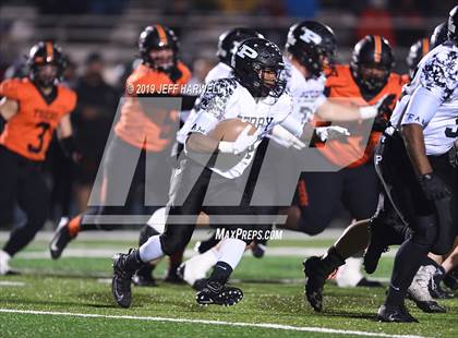 Thumbnail 3 in Washington vs. Perry (OHSAA D2 Regional Semifinal) photogallery.