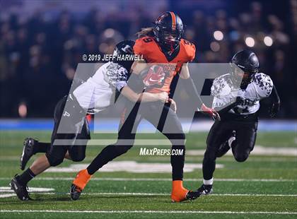 Thumbnail 1 in Washington vs. Perry (OHSAA D2 Regional Semifinal) photogallery.