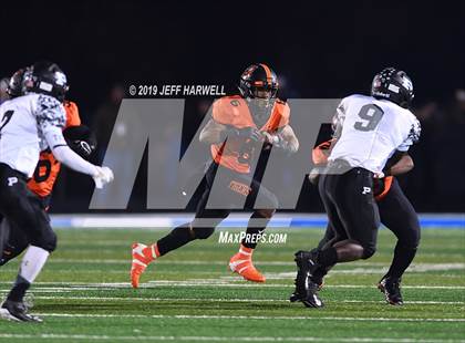 Thumbnail 3 in Washington vs. Perry (OHSAA D2 Regional Semifinal) photogallery.