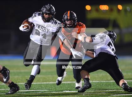 Thumbnail 2 in Washington vs. Perry (OHSAA D2 Regional Semifinal) photogallery.