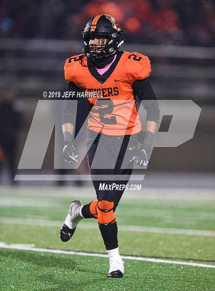 Thumbnail 1 in Washington vs. Perry (OHSAA D2 Regional Semifinal) photogallery.