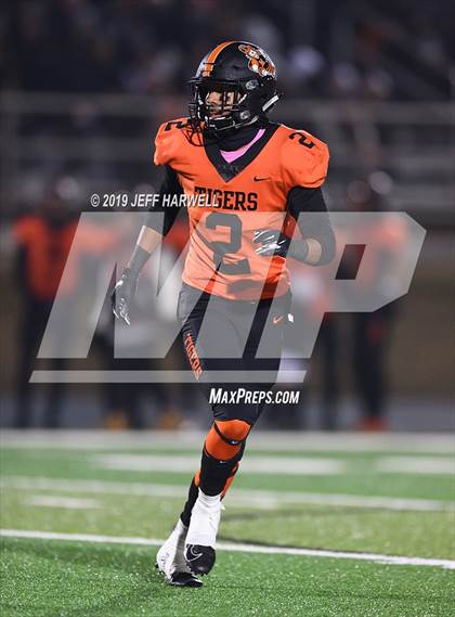 Thumbnail 1 in Washington vs. Perry (OHSAA D2 Regional Semifinal) photogallery.