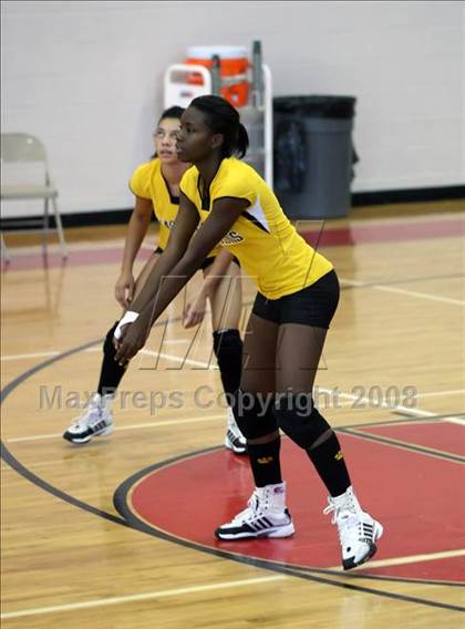 Thumbnail 3 in Warren vs Hastings (Nike Volleyball Classic) photogallery.