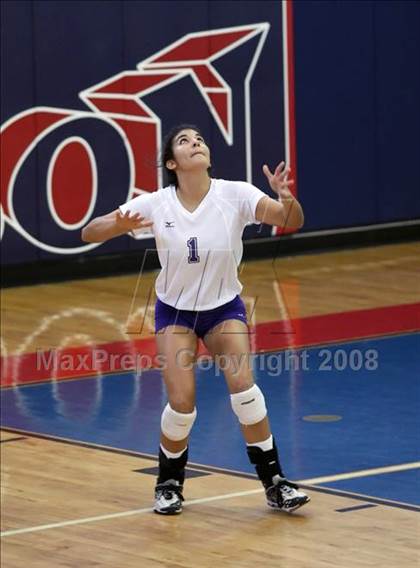 Thumbnail 3 in Warren vs Hastings (Nike Volleyball Classic) photogallery.