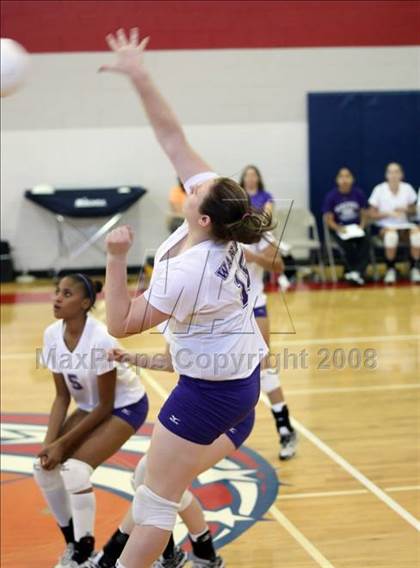 Thumbnail 2 in Warren vs Hastings (Nike Volleyball Classic) photogallery.