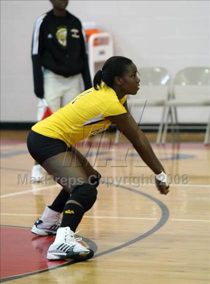Thumbnail 2 in Warren vs Hastings (Nike Volleyball Classic) photogallery.