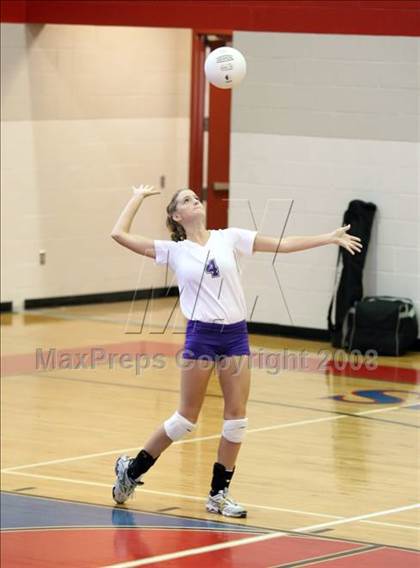Thumbnail 3 in Warren vs Hastings (Nike Volleyball Classic) photogallery.