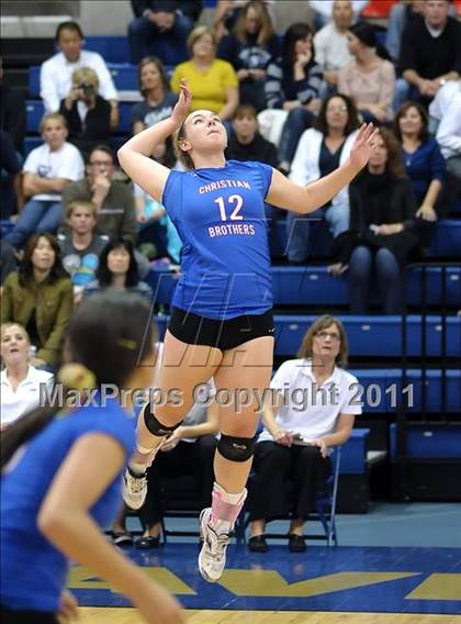 Thumbnail 3 in Vista del Lago vs. Christian Brothers (CIF SJS D3 Final) photogallery.