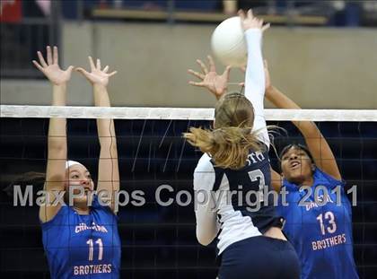 Thumbnail 2 in Vista del Lago vs. Christian Brothers (CIF SJS D3 Final) photogallery.