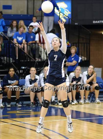 Thumbnail 3 in Vista del Lago vs. Christian Brothers (CIF SJS D3 Final) photogallery.