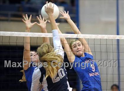 Thumbnail 2 in Vista del Lago vs. Christian Brothers (CIF SJS D3 Final) photogallery.