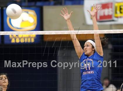 Thumbnail 2 in Vista del Lago vs. Christian Brothers (CIF SJS D3 Final) photogallery.