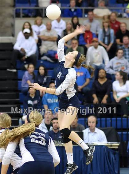 Thumbnail 1 in Vista del Lago vs. Christian Brothers (CIF SJS D3 Final) photogallery.