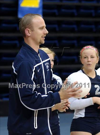 Thumbnail 3 in Vista del Lago vs. Christian Brothers (CIF SJS D3 Final) photogallery.