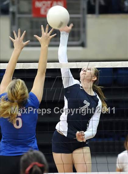 Thumbnail 1 in Vista del Lago vs. Christian Brothers (CIF SJS D3 Final) photogallery.