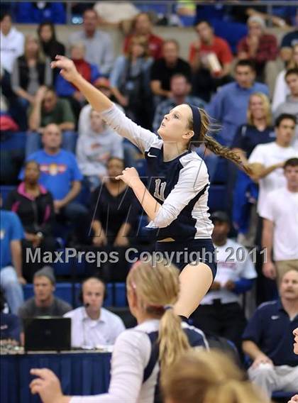 Thumbnail 2 in Vista del Lago vs. Christian Brothers (CIF SJS D3 Final) photogallery.