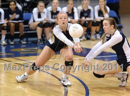 Thumbnail 2 in Vista del Lago vs. Christian Brothers (CIF SJS D3 Final) photogallery.